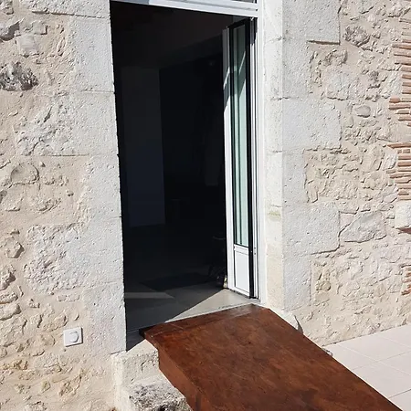 بيت ضيافة Le Clos De Lagalvagne